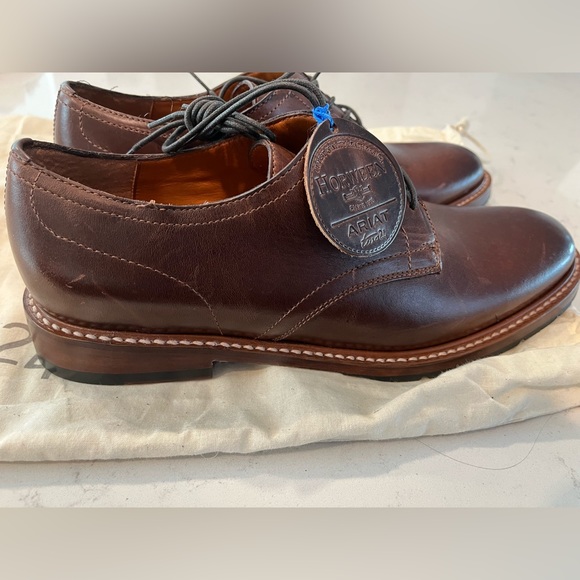 ARIAT brown leather lace ups (NEW) - Picture 3 of 15